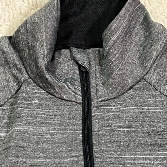 Reebok Gray Space Dye Back Vent 1/4 Sleeve Pullover Women's Medium - Picture 9 of 12